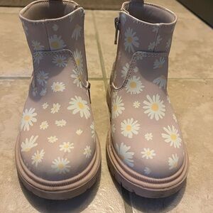 Cat & Jack Beige Sole